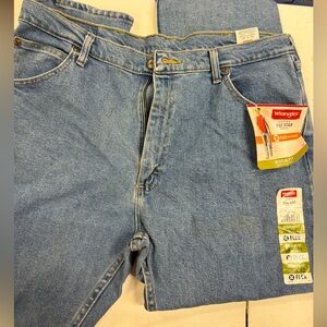 Men’s wrangler five star regular fit flex jeans - size 38x32